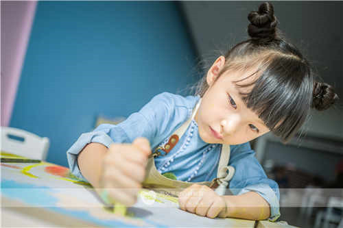 幼儿美术启蒙教育